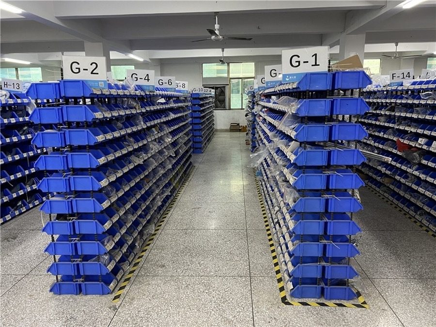 UAVCHIP inventory counter showing live market sourcing and chip samples